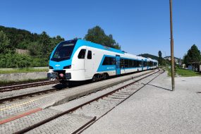 Stadler_Flirt_dizel ©Nejc_Gerzinic_2022